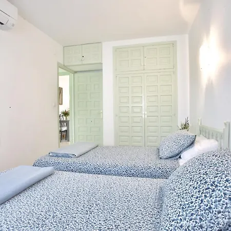 Apartamento Primera Linea Urb Playa Grande Hotel